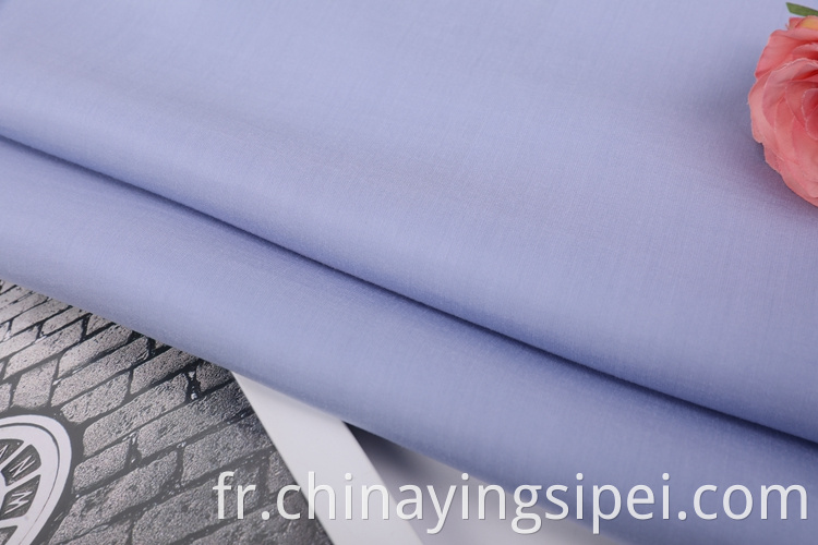 Rouleaux de tissu de matériau en nylon Tencel en nylon teinté de bonne qualité pour teindre de bonne qualité pour chemise